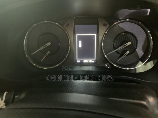 Toyota Hilux Revo Double Cab Deisel 2.4 AWD 2022 Pearl