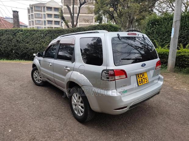 Ford Escape 2009 Silver