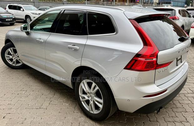 Volvo XC60 T5 R-Design AWD 2019 Silver