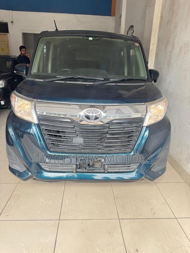Toyota Roomy 1.0 FWD 2019 Blue