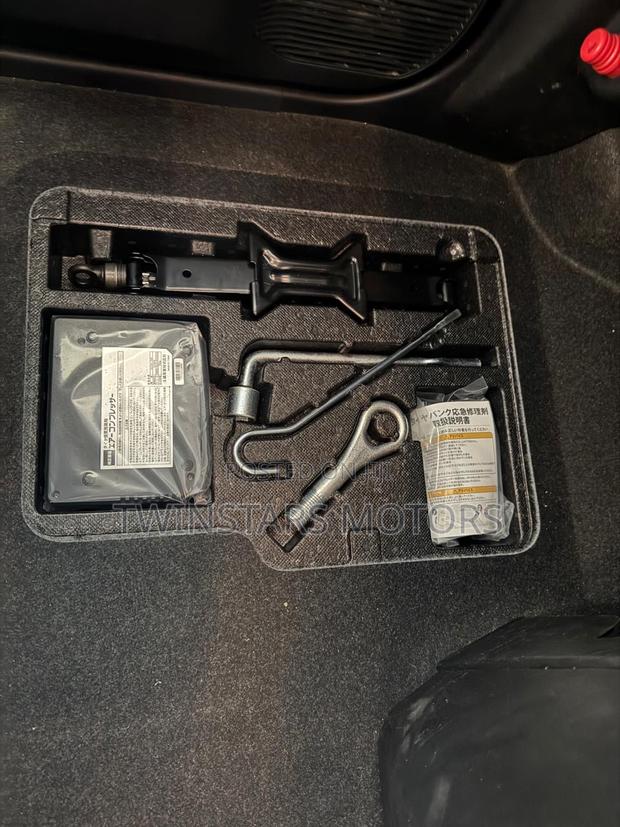 Toyota Roomy 1.0 FWD 2019 Blue