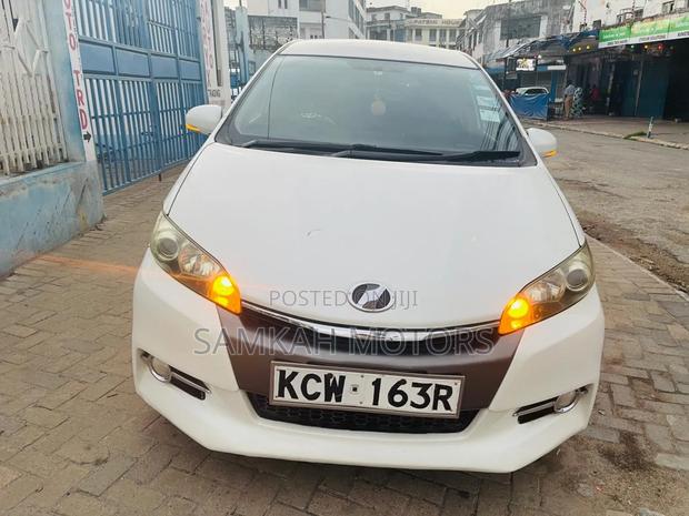 Toyota Wish 2014 White
