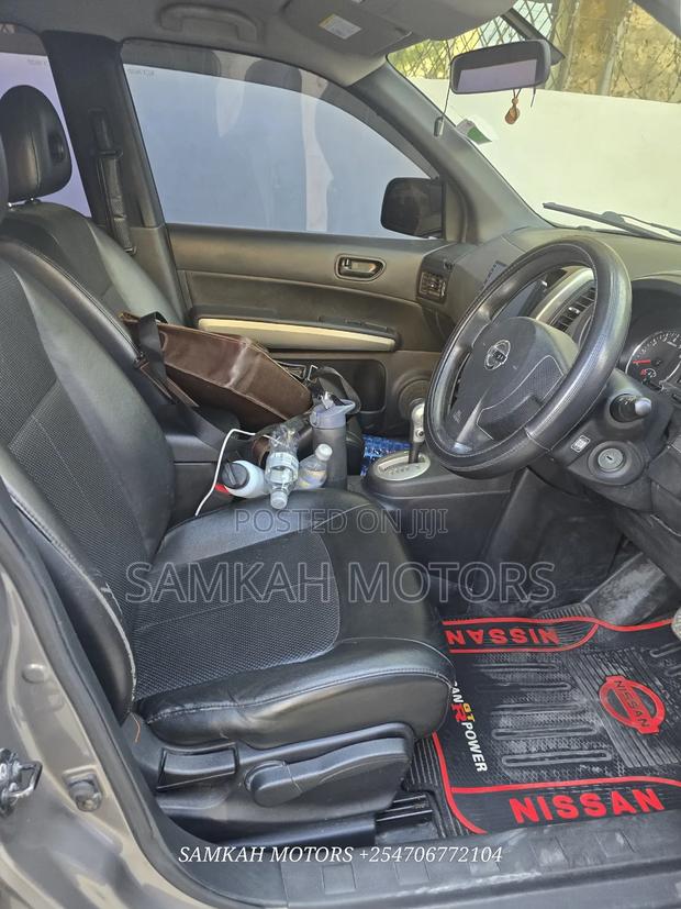 Nissan X-Trail 2013 Gray