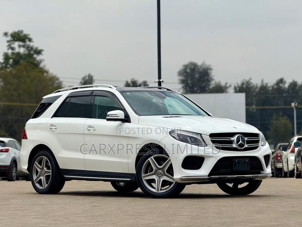 Mercedes-Benz GLE-Class 2018 White