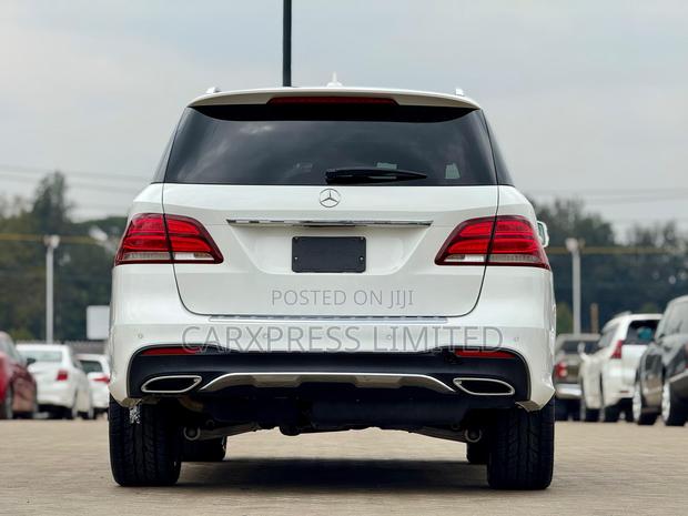 Mercedes-Benz GLE-Class 2018 White