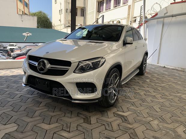 Mercedes-Benz GLE-Class GLE 350d 4MATIC 2018 Pearl