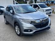Honda Vezel 2018 Silver for sale