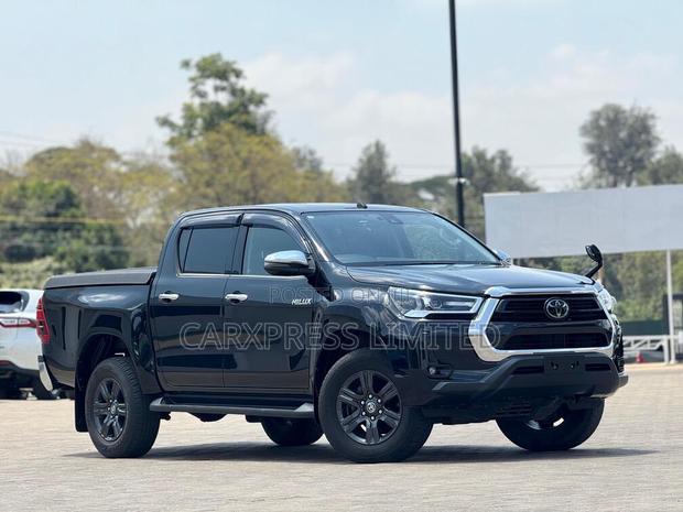 Toyota Hilux 2020 Black