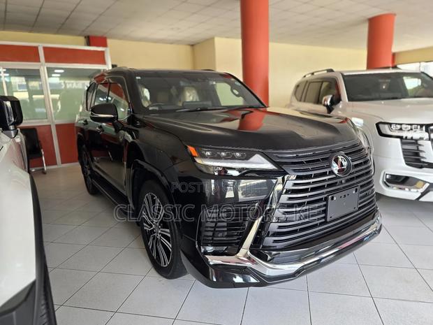 Lexus LX 2023 Black
