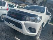 Toyota Hilux 2019 White for sale