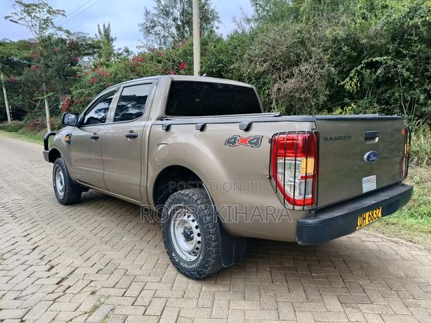 Ford Ranger Wildtrak 2021 Gray