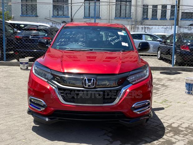Honda Vezel 2018 Red