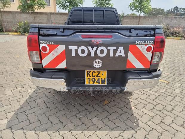 Toyota Hilux Revo Single Cab Deisel 2.4 RWD 2021 Black