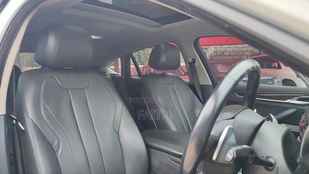 BMW X6 xDrive35i 4dr SUV AWD (3.0L 6cyl Turbo 8A) 2015 Pearl