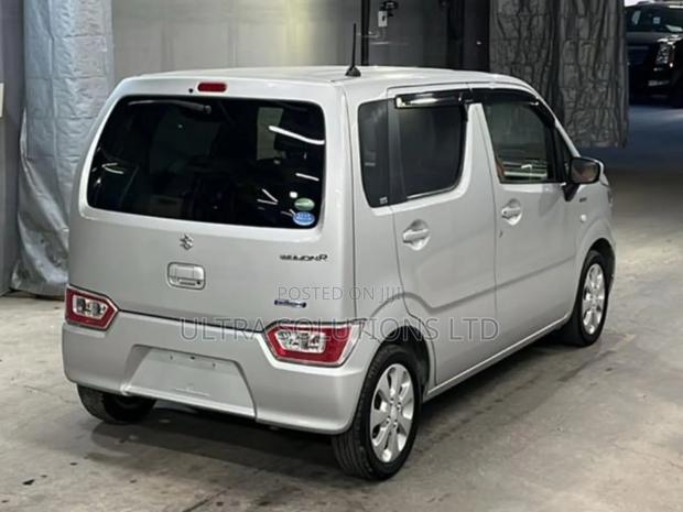 Suzuki Wagon R 2019 Silver