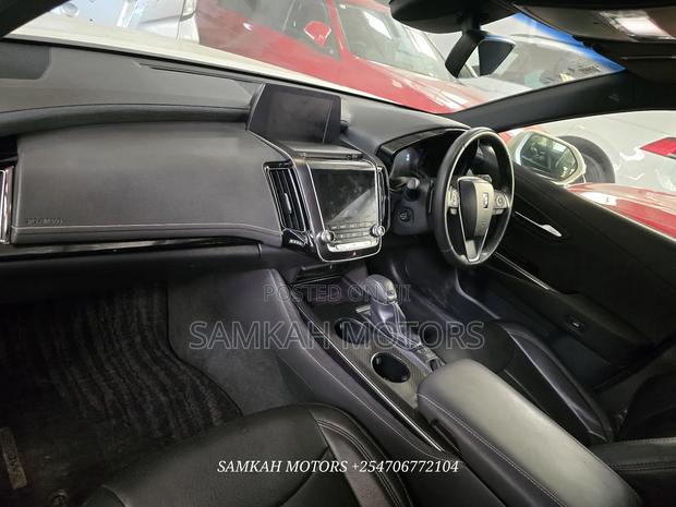 Toyota Crown 2020 White