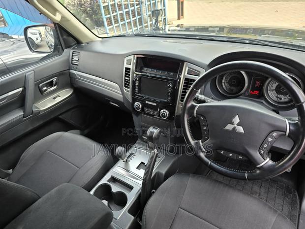 Mitsubishi Pajero 2019 Black