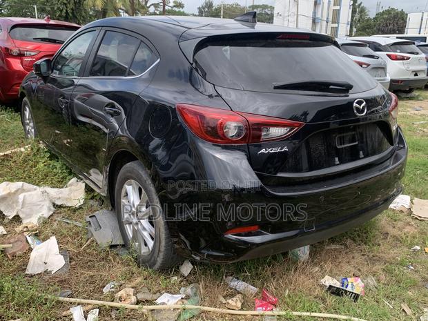 Mazda Axela 2018 Black