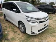 Toyota Voxy 2018 White for sale