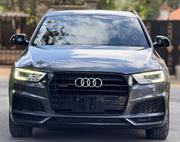 Audi Q3 2018 Gray for sale