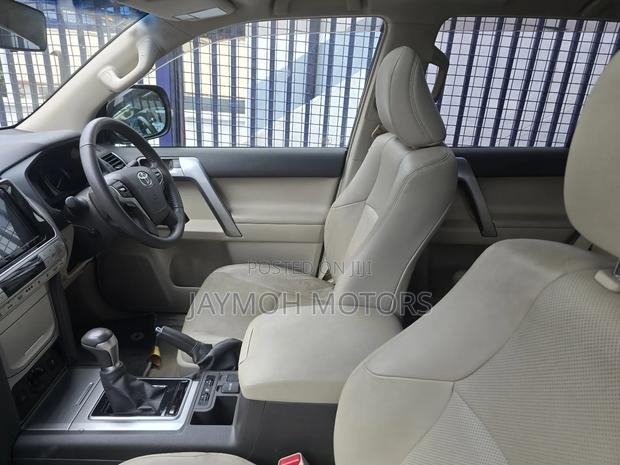 Toyota Land Cruiser Prado 2018 Gold