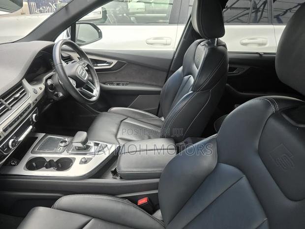 Audi Q7 2019 White