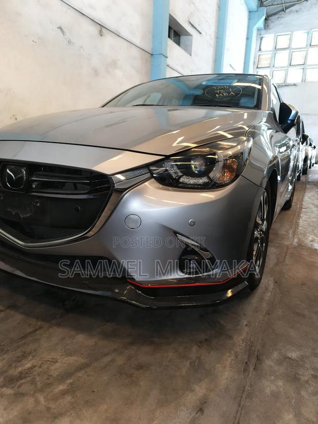 Mazda Demio 2019 Silver