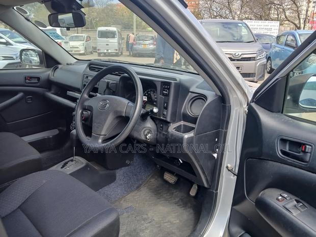 Mazda Familia 2019 Silver