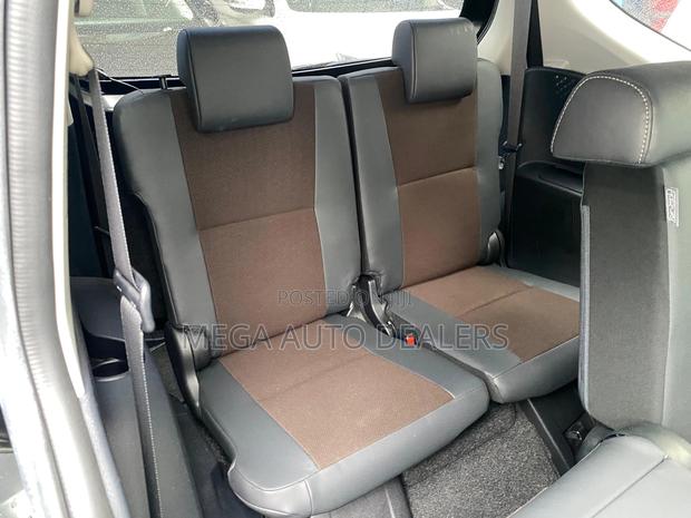 Toyota Sienta 2018 Black