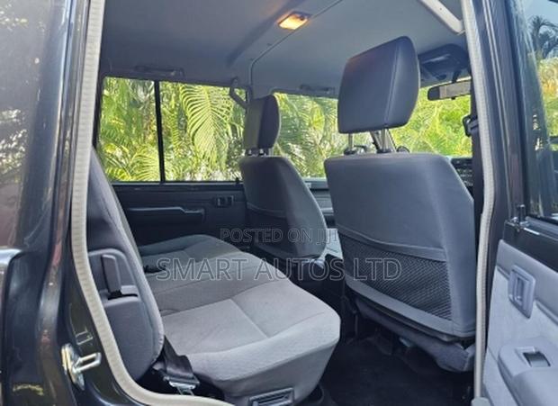 Toyota Land Cruiser 2024 Black