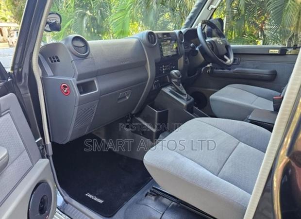 Toyota Land Cruiser 2024 Black