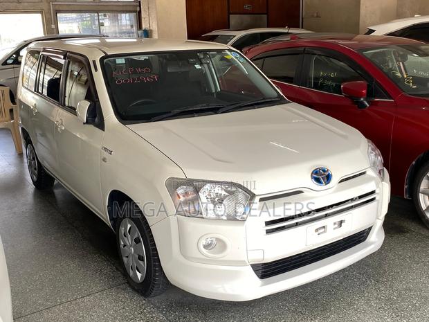 Toyota Succeed 2018 White