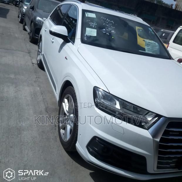 Audi Q7 3.0T Premium AWD quattro 2017 White