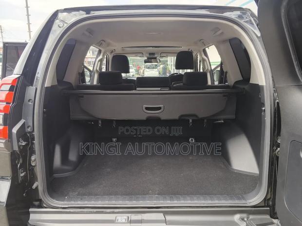 Toyota Land Cruiser Prado 2.7 2018 Black