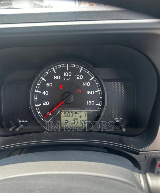 Toyota Probox 2018 Silver