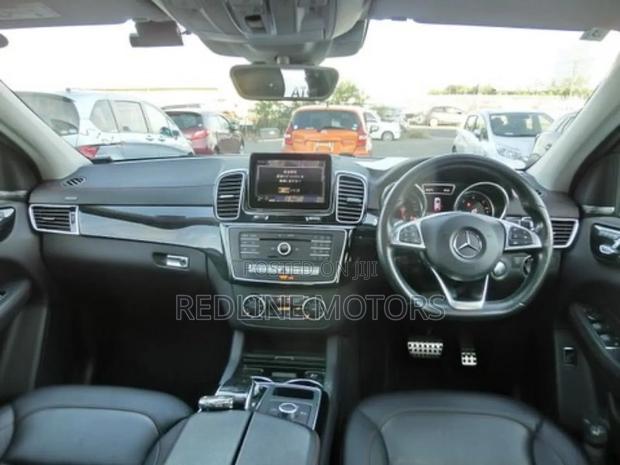Mercedes-Benz GLE-Class GLE 350d 4MATIC 2018 Silver