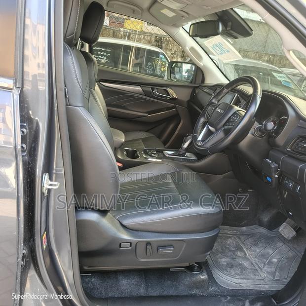 Isuzu MU-X 3.0 Ddi VGS 2021 Gray