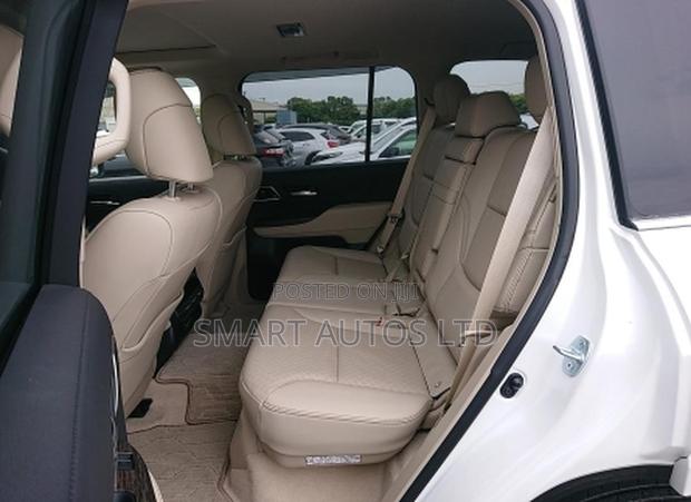 Toyota Land Cruiser 3.3 Diesel 4WD 2021 White