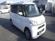 Daihatsu Tanto 660 FWD 2018 White for sale