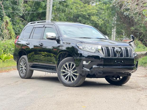Toyota Land Cruiser Prado 2018