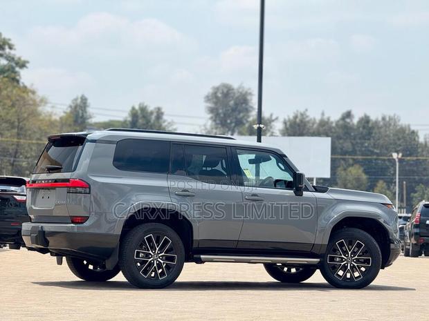 New Lexus GX 550 Overtrail 2024 Gray