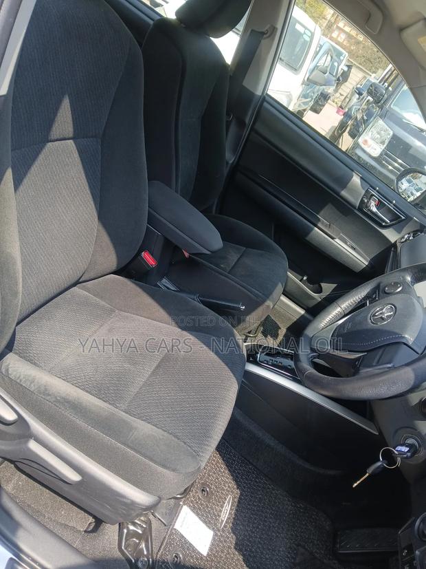 Toyota Axio 1.5 G 2WD 2018 Silver