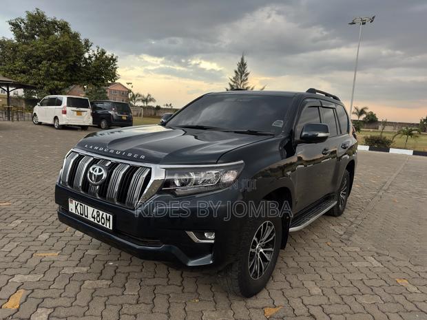 Toyota Land Cruiser Prado 3.0 TD 2010 Gray