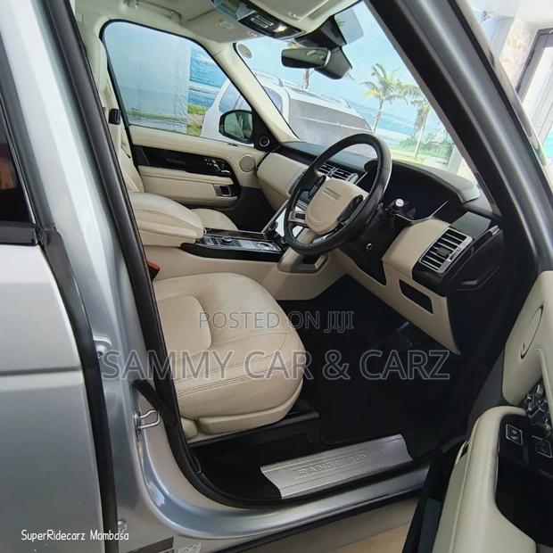 Land Rover Range Rover Vogue 2018 Silver