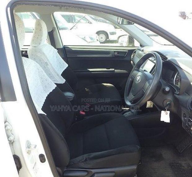 Toyota Axio 2018 White