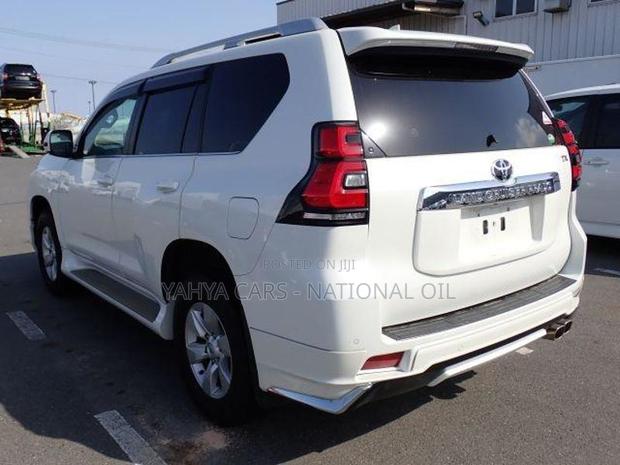 Toyota Land Cruiser Prado 2.8 2020 Pearl