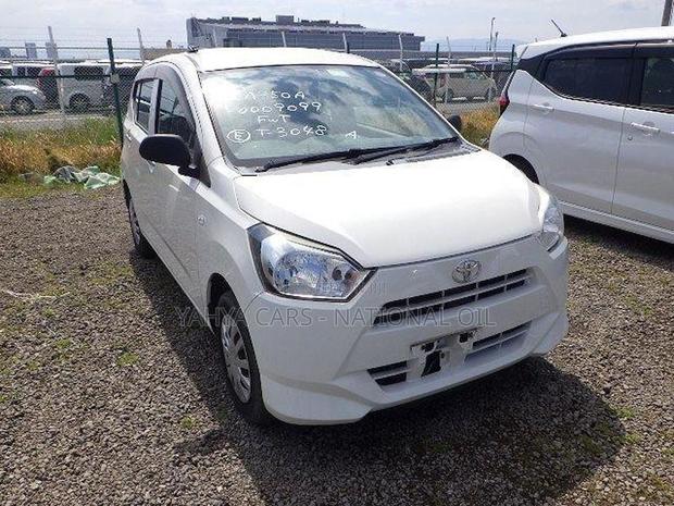 Toyota Pixis Epoch 660 FWD 2018 White