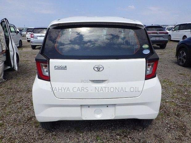 Toyota Pixis Epoch 660 FWD 2018 White