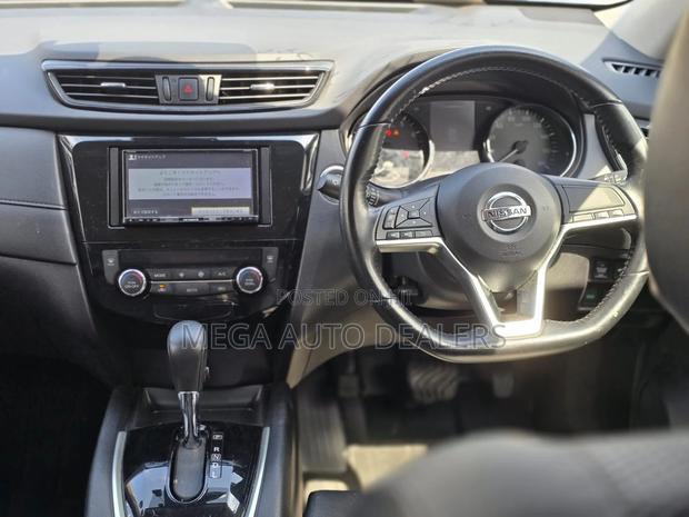 Nissan X-Trail 2018 Gray