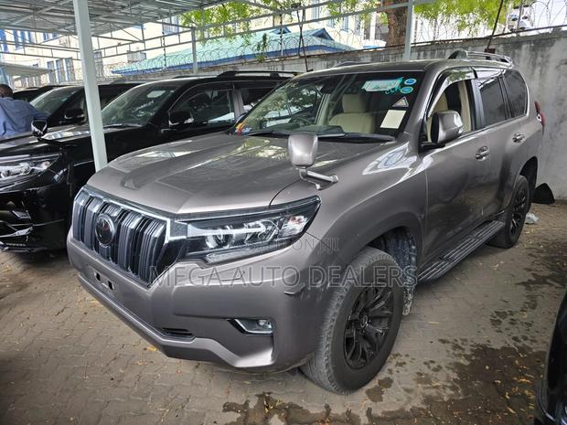 Toyota Land Cruiser Prado 2.7 2018